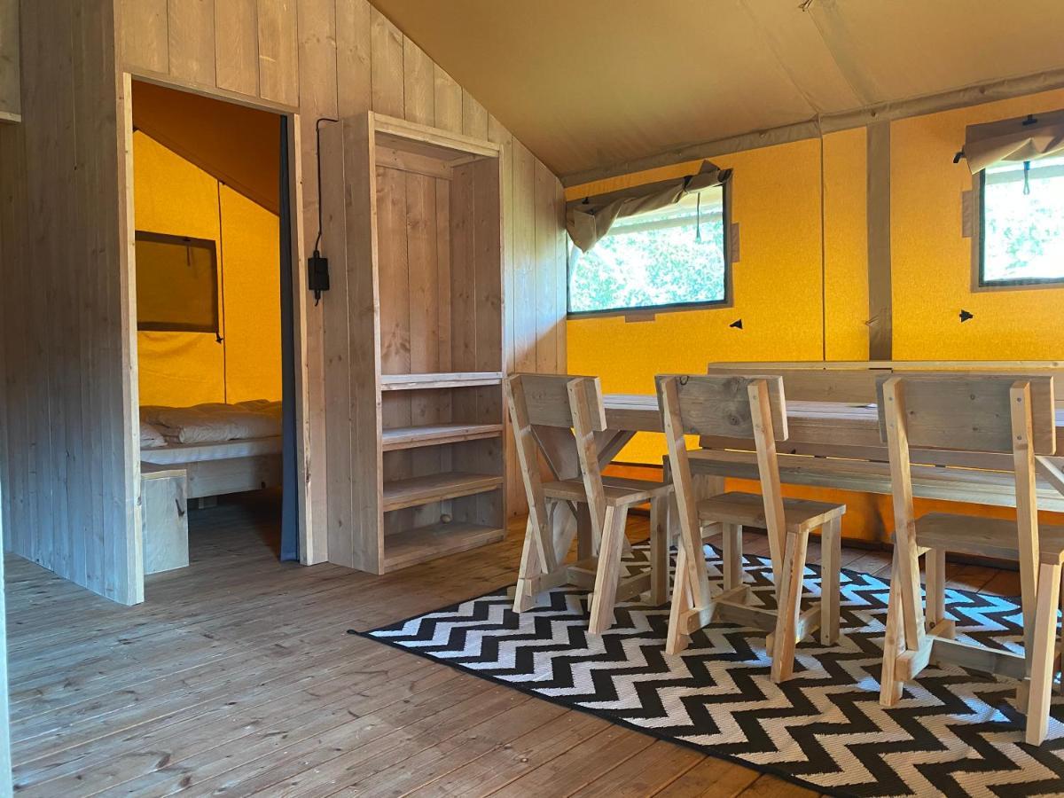 Campsite De Vinkenkamp *